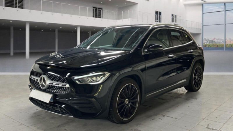 Mercedes-Benz GLA SUV 200 Automatic Premium