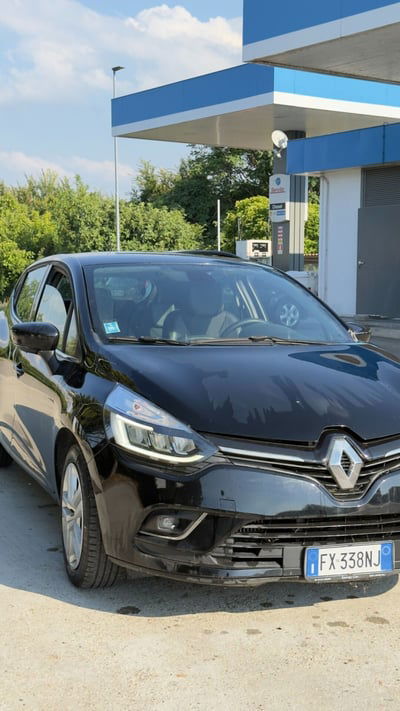 Renault Clio TCe 12V 90 CV GPL 5 porte Moschino Zen usata