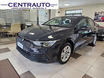 Volkswagen Golf 1.0 eTSI EVO DSG Life usata