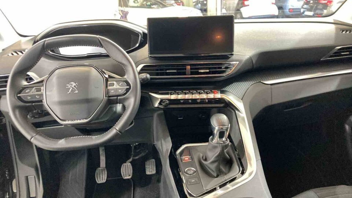 Peugeot 3008 PureTech Turbo 130 S&S Allure Pack (6)