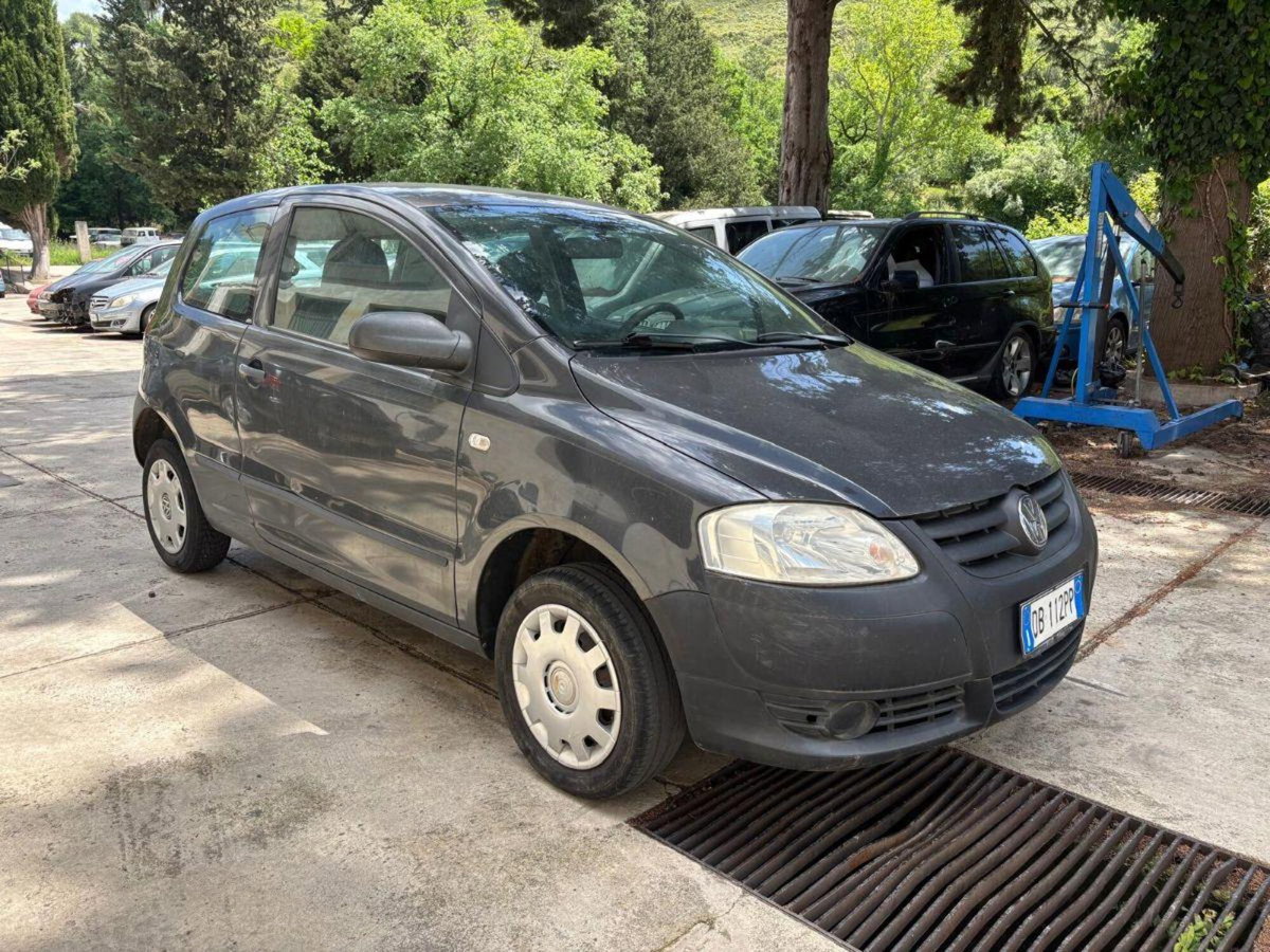 Volkswagen Fox 1.2 (2)