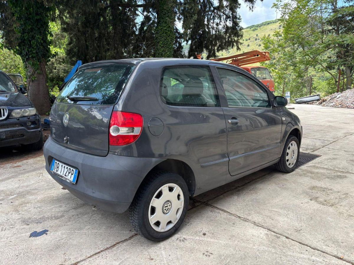 Volkswagen Fox 1.2 (3)
