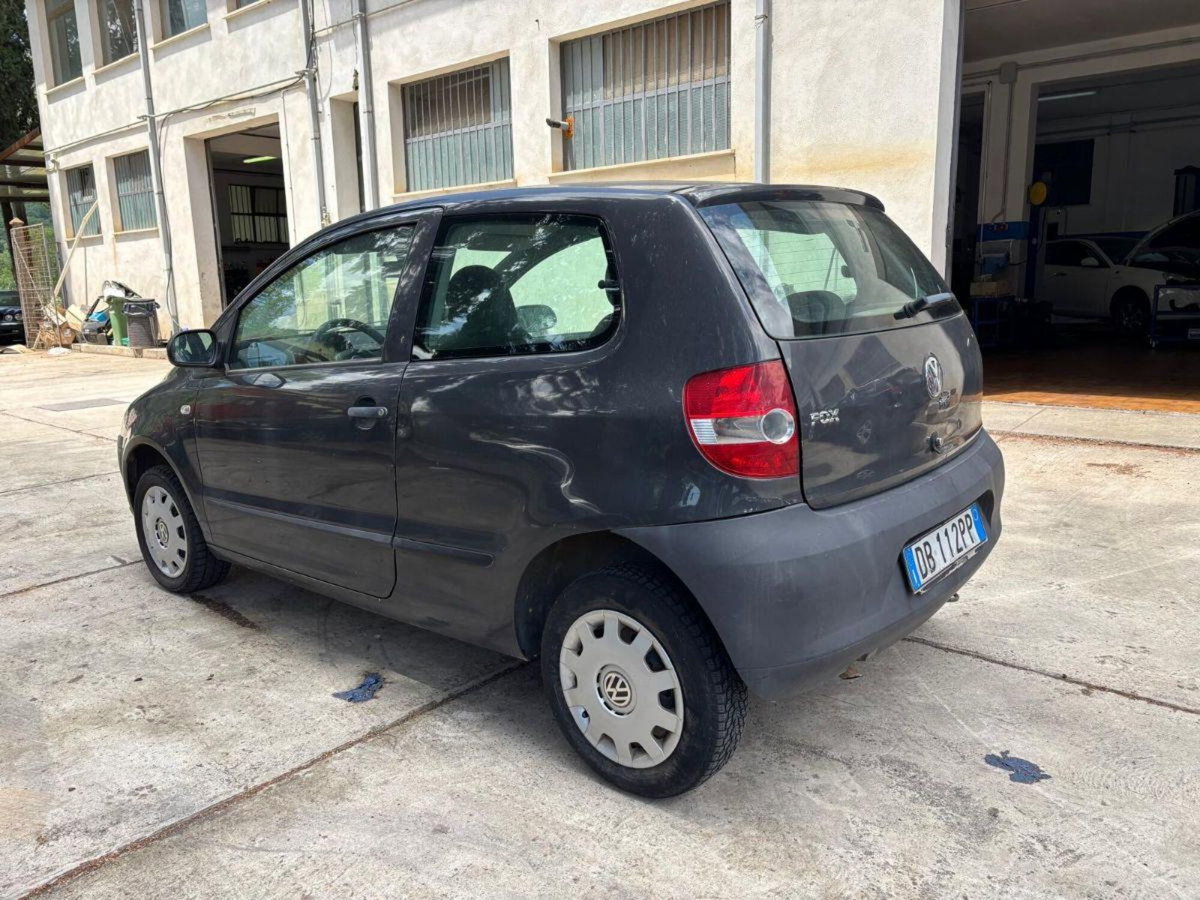 Volkswagen Fox 1.2 (4)