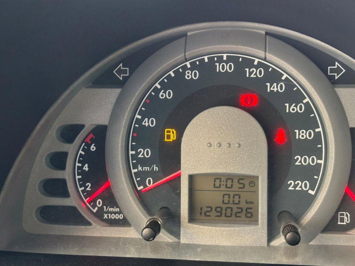 Volkswagen Fox 1.2 (5)