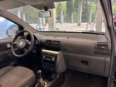 Volkswagen Fox 1.2 (8)