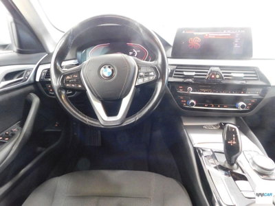 BMW Serie 5 Touring 520d xDrive  Business aut. (11)