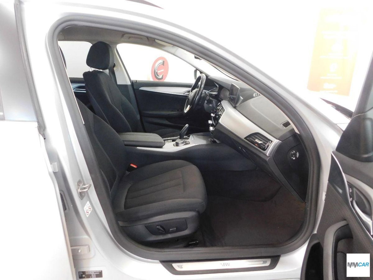 BMW Serie 5 Touring 520d xDrive  Business aut. (13)