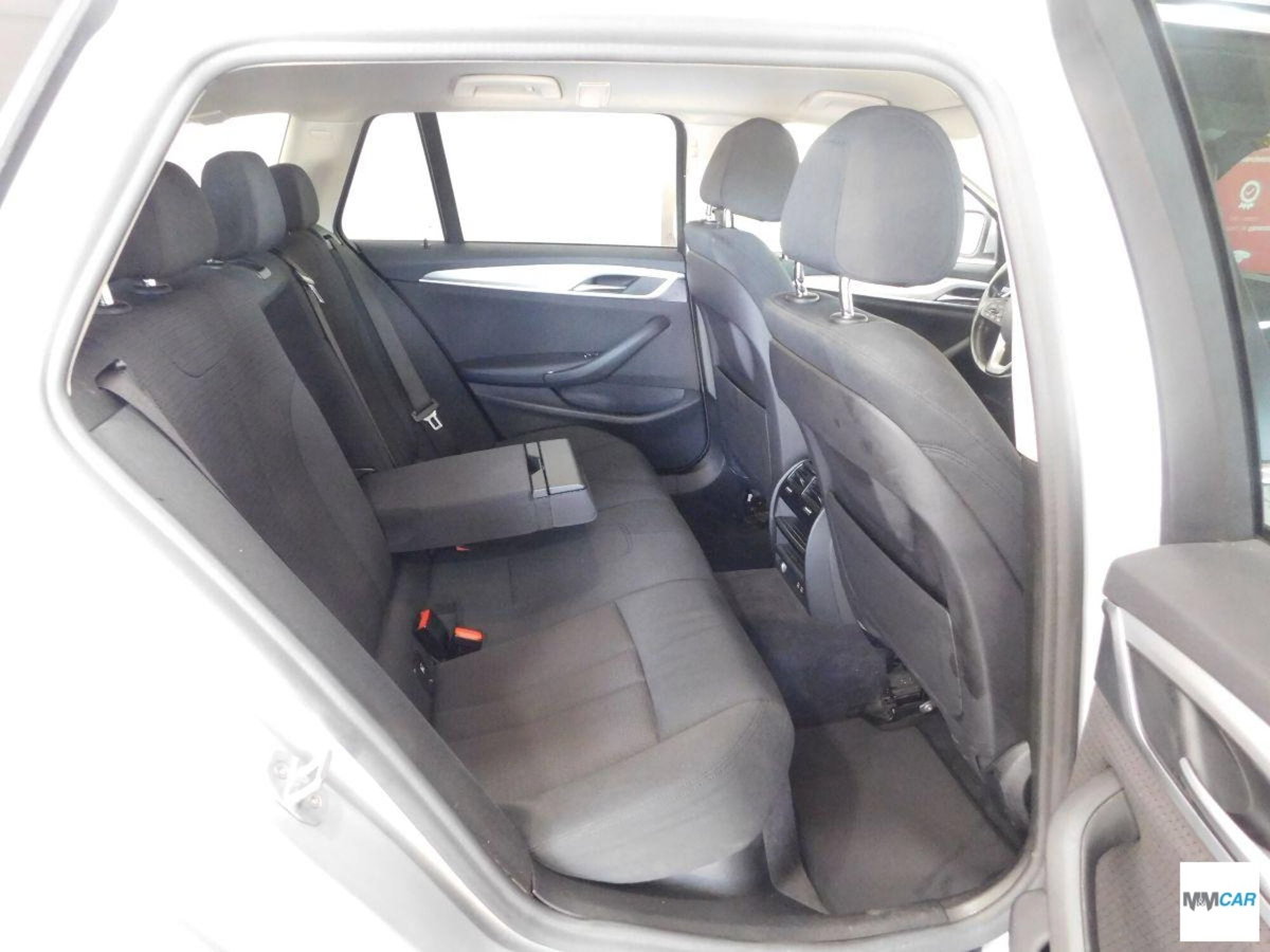 BMW Serie 5 Touring 520d xDrive  Business aut. (14)