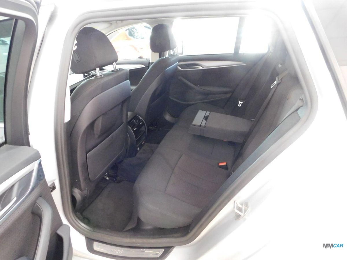 BMW Serie 5 Touring 520d xDrive  Business aut. (15)