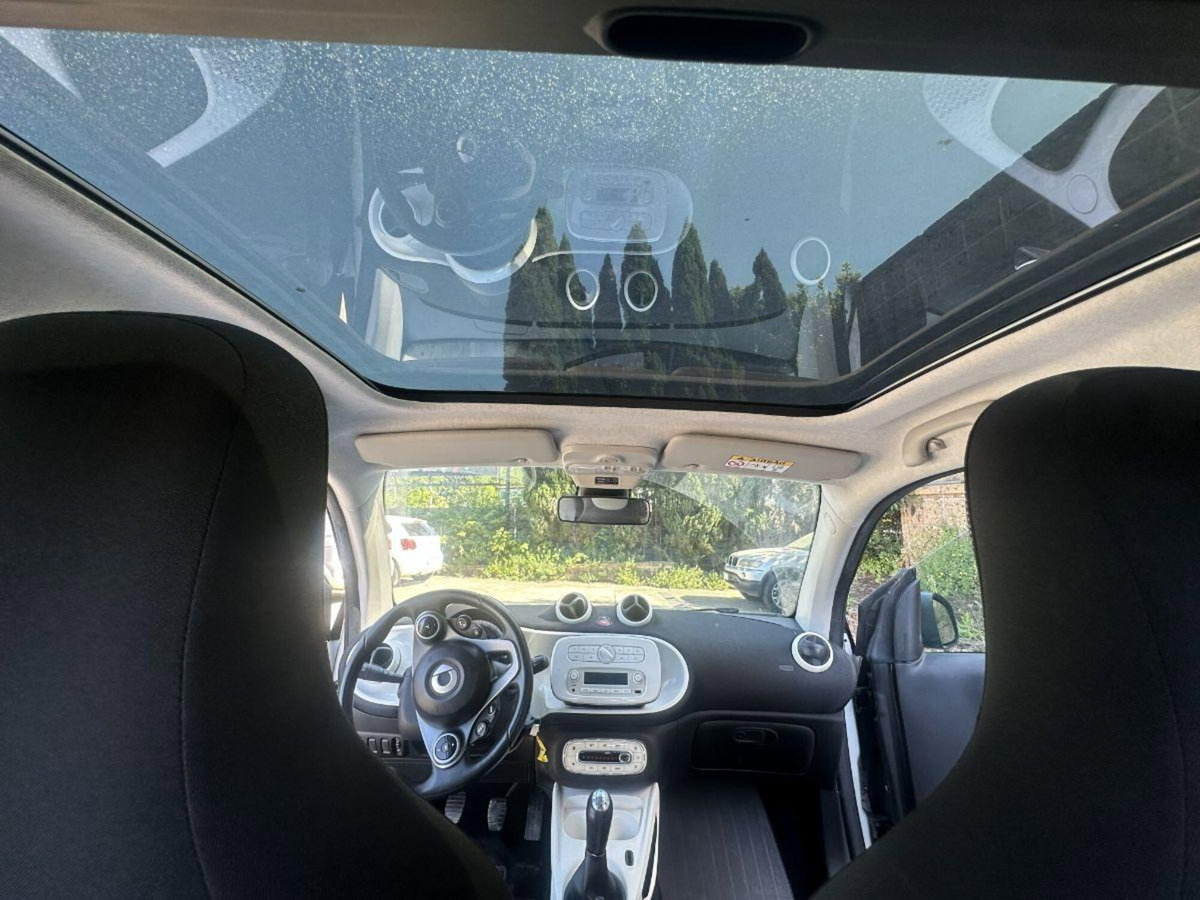smart Fortwo 1000 52 kW MHD coupé passion (10)