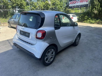 smart Fortwo 1000 52 kW MHD coupé passion (3)