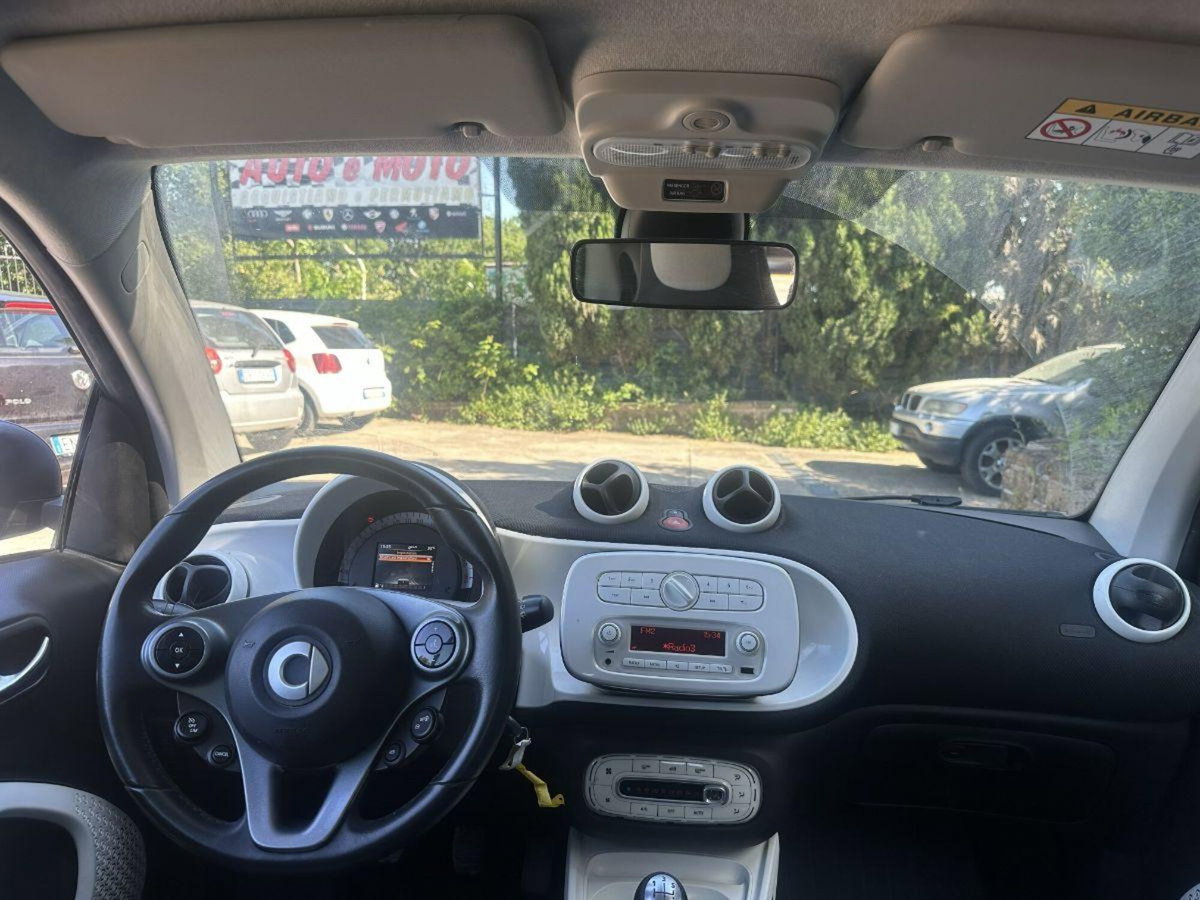 smart Fortwo 1000 52 kW MHD coupé passion (7)