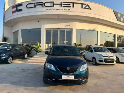 Lancia Ypsilon 1.3 MJT 16V 95 CV 5 porte S&S Silver usata