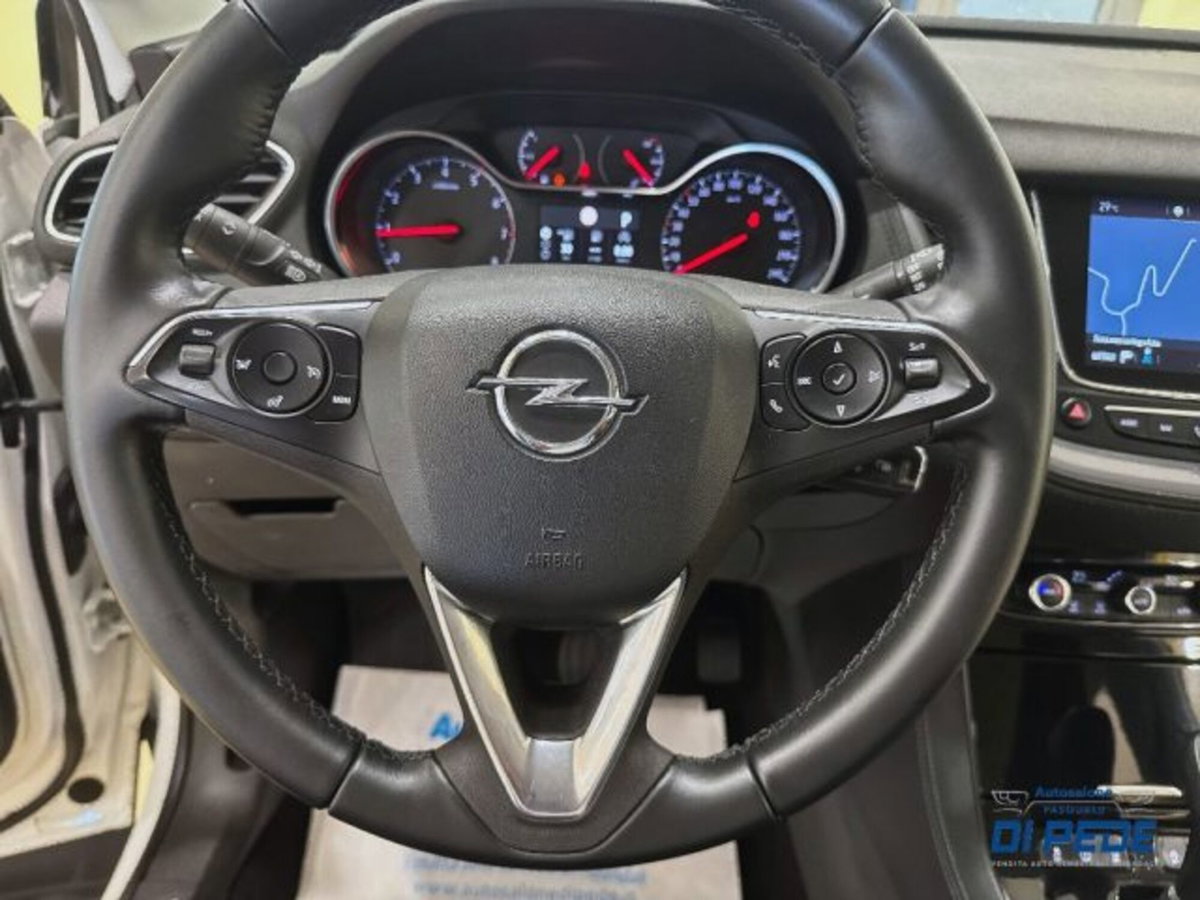 Opel Grandland X 1.5 diesel Ecotec Start&Stop Innovation (19)