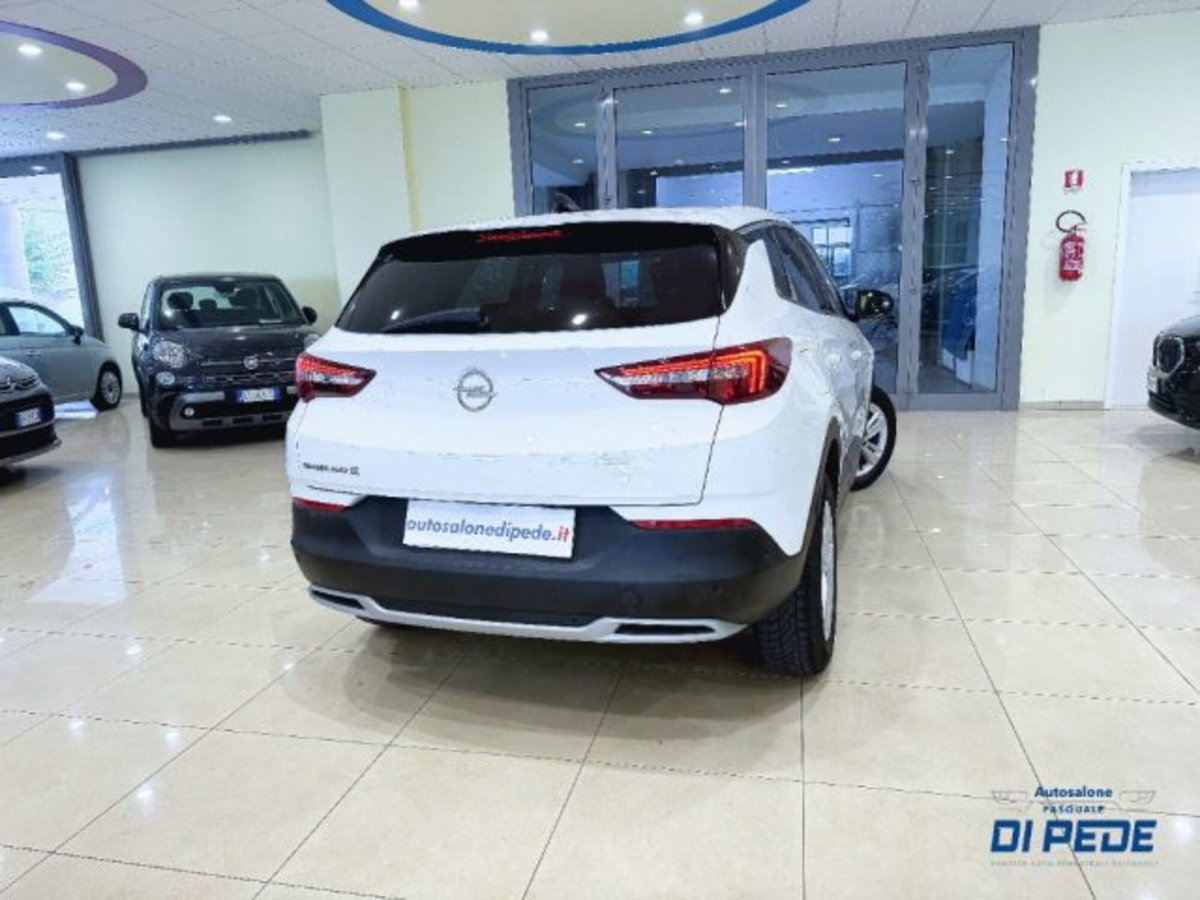 Opel Grandland X 1.5 diesel Ecotec Start&Stop Innovation (4)