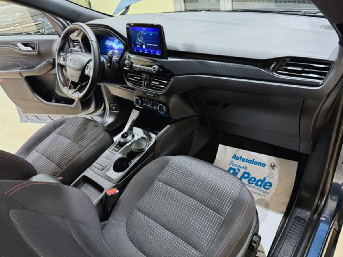Ford Kuga 2.0 EcoBlue 120 CV aut. 2WD ST-Line X (20)