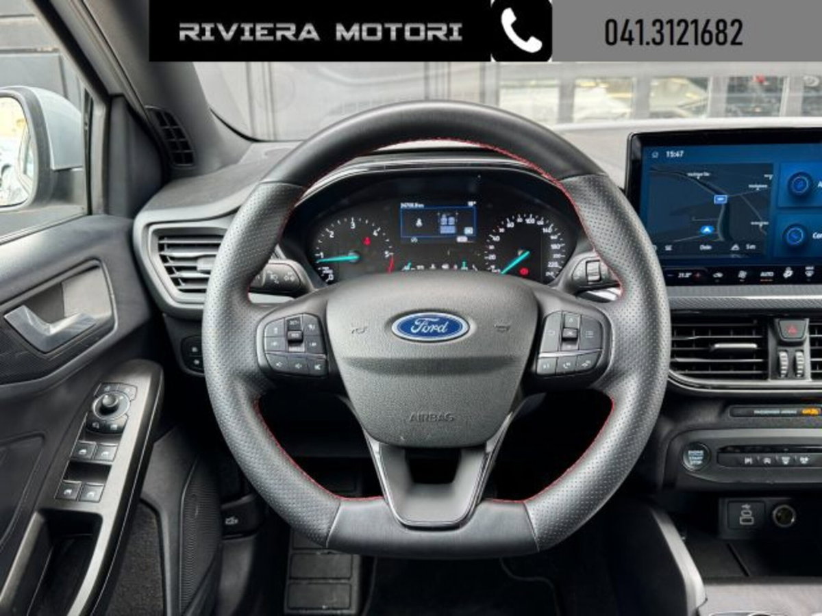 Ford Focus 1.0 EcoBoost Hybrid 155 CV 5p. ST-Line (3)