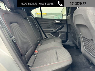 Ford Focus 1.0 EcoBoost Hybrid 155 CV 5p. ST-Line (7)