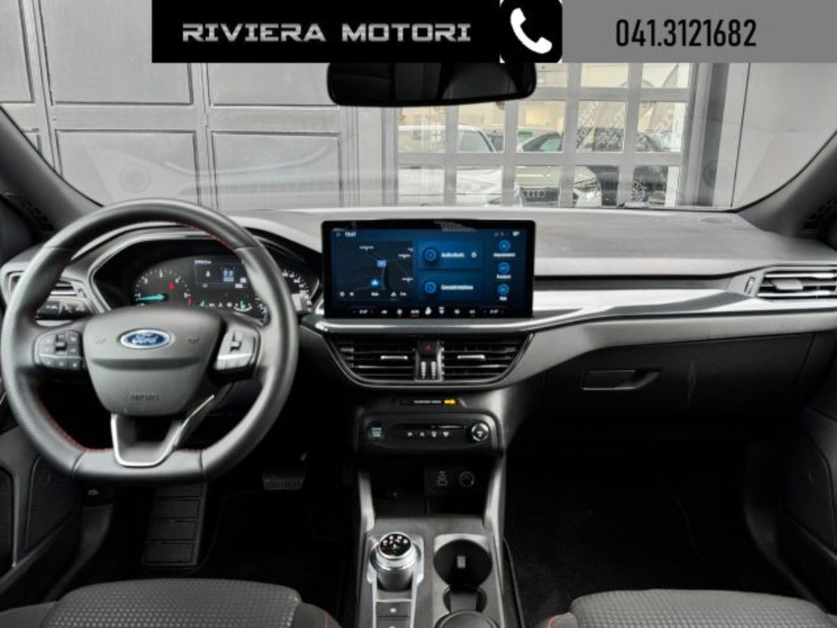 Ford Focus 1.0 EcoBoost Hybrid 155 CV 5p. ST-Line (2)