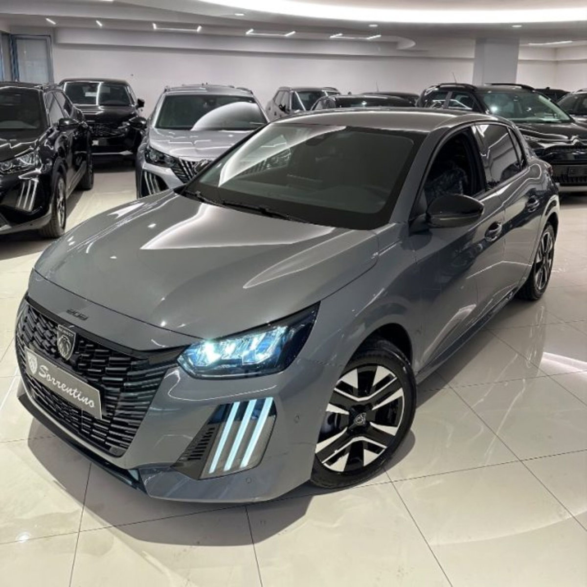 Peugeot 208 1.2 puretech Active s&s 100cv (2)