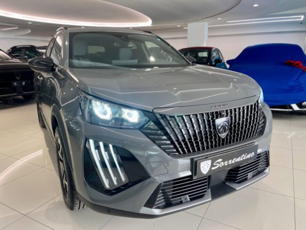 Peugeot 2008 PureTech 100 S&S Allure (9)