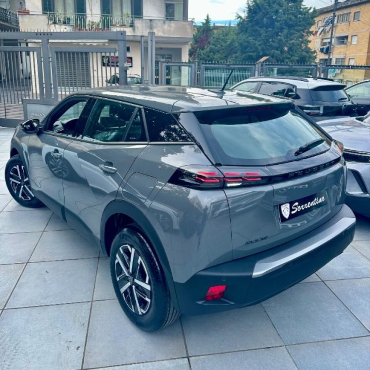 Peugeot 2008 1.2 puretech Style s&s 100cv (3)