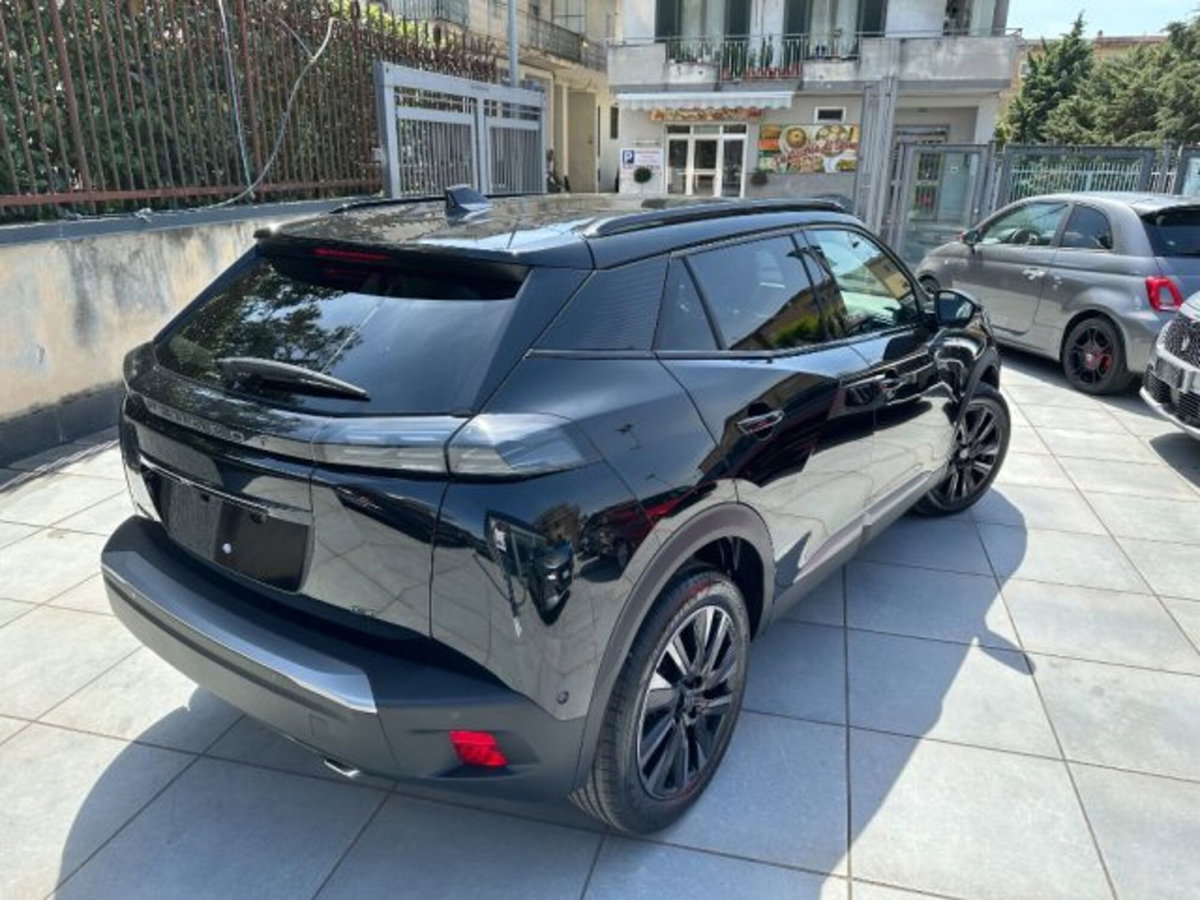 Peugeot 2008 50 kWh GT (11)