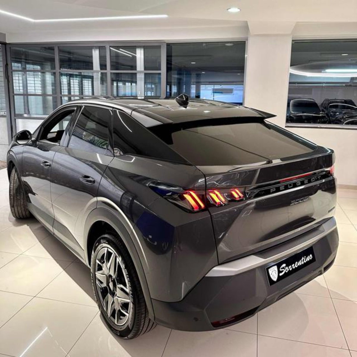 Peugeot 3008 1.2 hybrid Allure Business 145cv e-dcs6 (11)