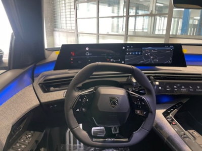 Peugeot 3008 1.2 hybrid GT 145cv e-dcs6 (17)