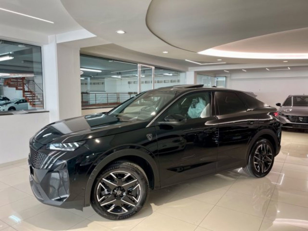 Peugeot 3008 1.2 hybrid GT Exclusive 145cv e-dcs6 (5)
