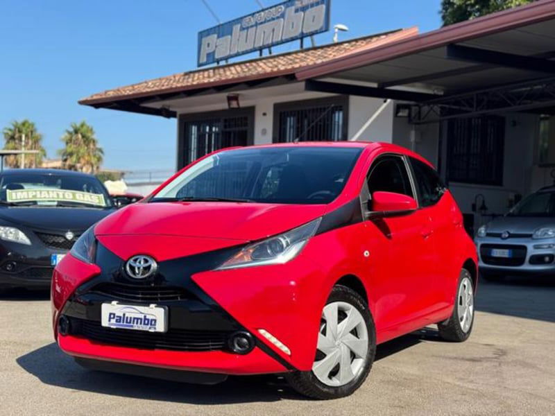 Toyota Aygo 1.0 VVT-i 69 CV 5 porte x-clusiv