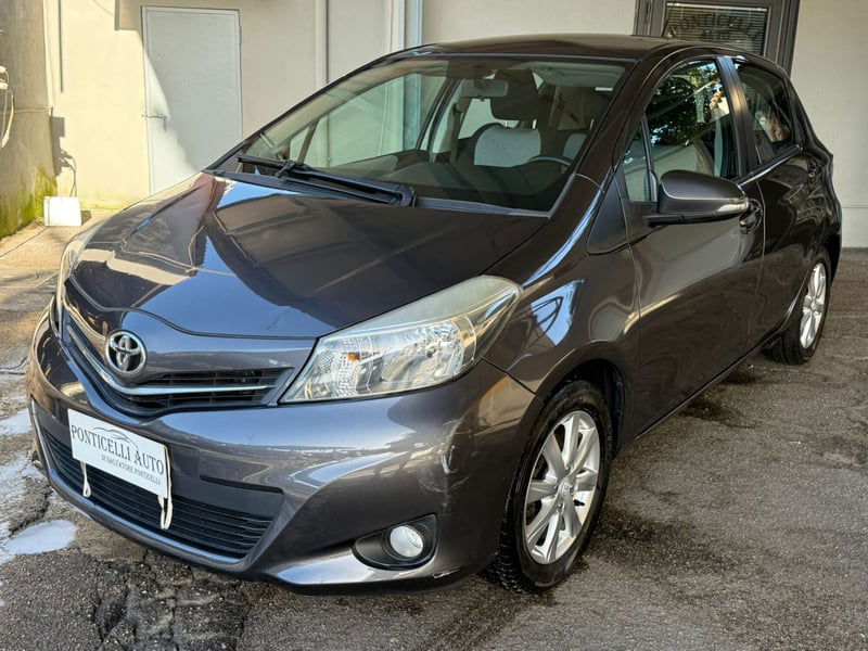 Toyota Yaris 1.0 5 porte Sol