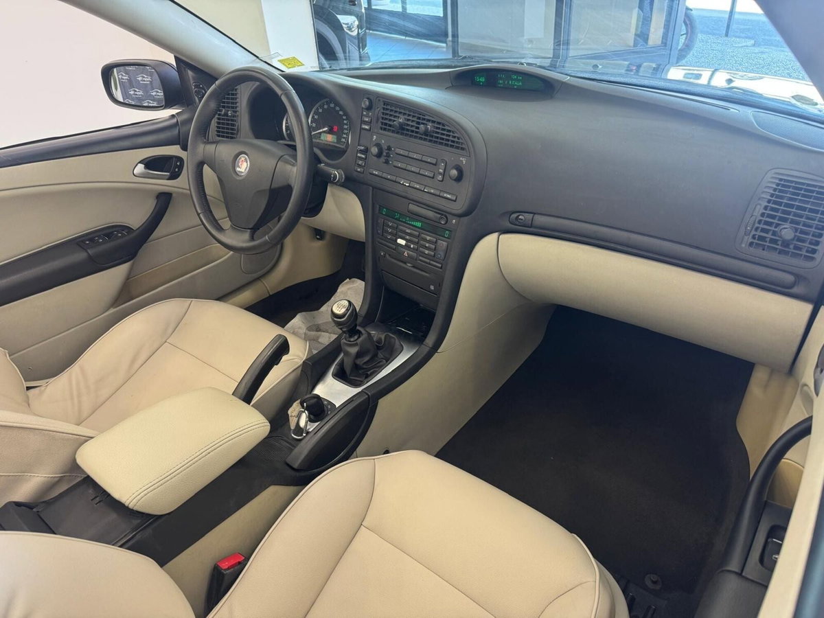 Saab 9-3 Cabrio 1.9 TiD 16V DPF Linear (18)
