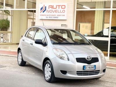 Toyota Yaris 1.0 5 porte Now usata