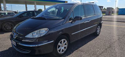 Peugeot 807 HDi 136CV ST usata