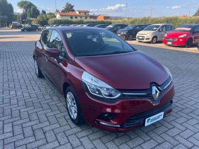 Renault Clio 1.2 75CV 5 porte Wave usata