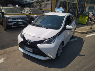 Toyota Aygo 1.0 VVT-i 69 CV 5 porte x-cool usata