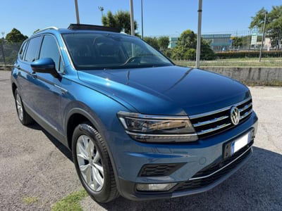 Volkswagen Tiguan Allspace 2.0 tdi R-Line 150cv dsg usata