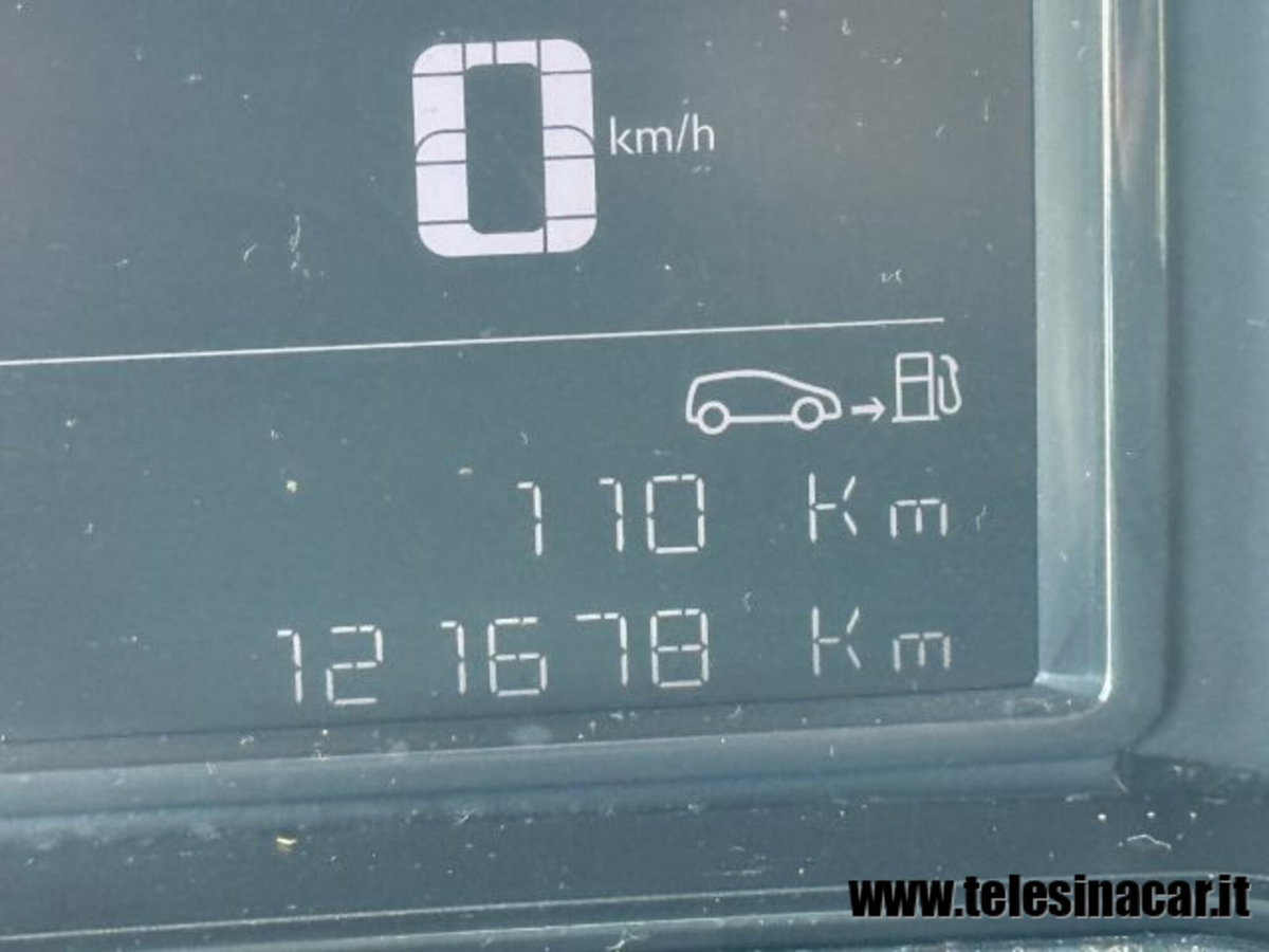 Citroen C3 BlueHDi 100 S&S Van Feel (11)