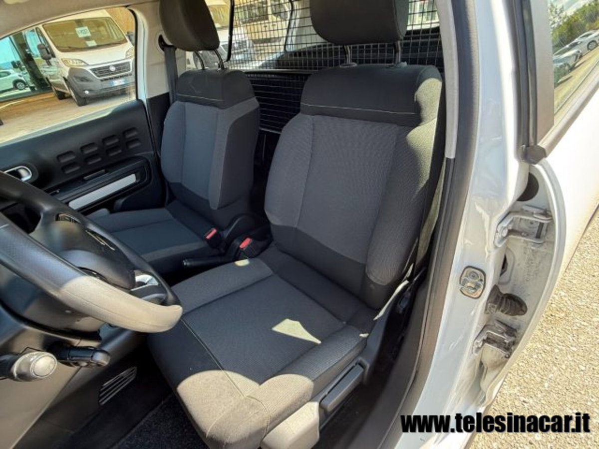 Citroen C3 BlueHDi 100 S&S Van Feel (12)