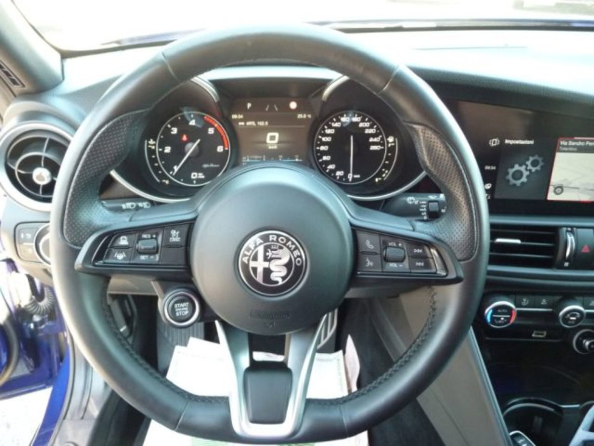 Alfa Romeo Giulia 2.2 Turbodiesel 160 CV AT8 Super (13)