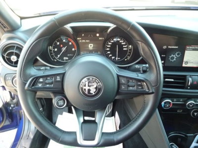 Alfa Romeo Giulia 2.2 Turbodiesel 160 CV AT8 Super (13)