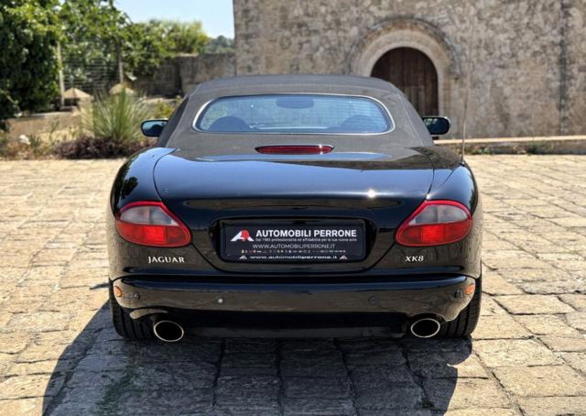 Jaguar XK8 4.0 Convertibile (15)