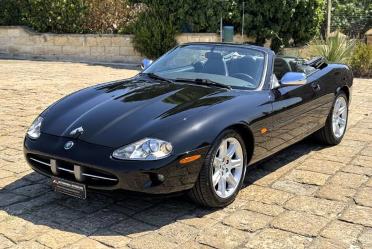 Jaguar XK8 4.0 Convertibile (20)