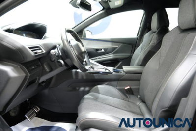 Peugeot 3008 PureTech Turbo 130 S&S EAT8 GT Line (20)