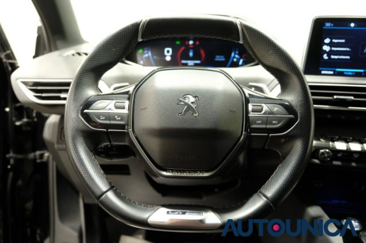 Peugeot 3008 PureTech Turbo 130 S&S EAT8 GT Line (7)