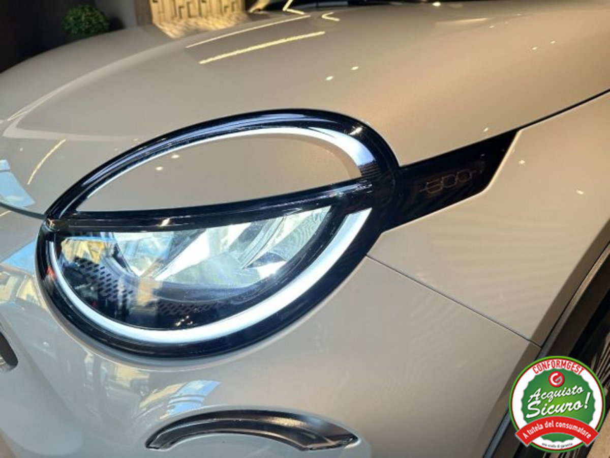 Fiat 600 1.2 hybrid Icon 110cv auto (18)
