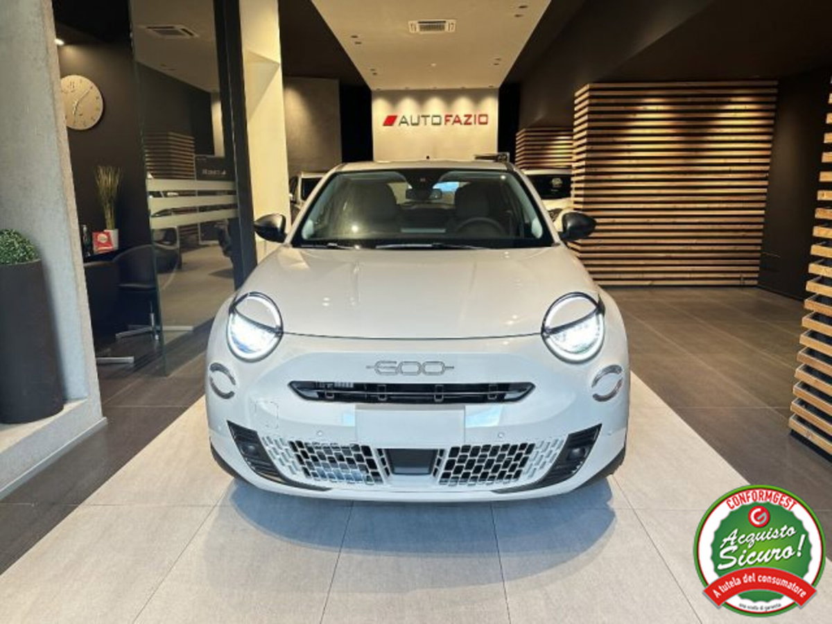 Fiat 600 1.2 hybrid Icon 110cv auto (19)