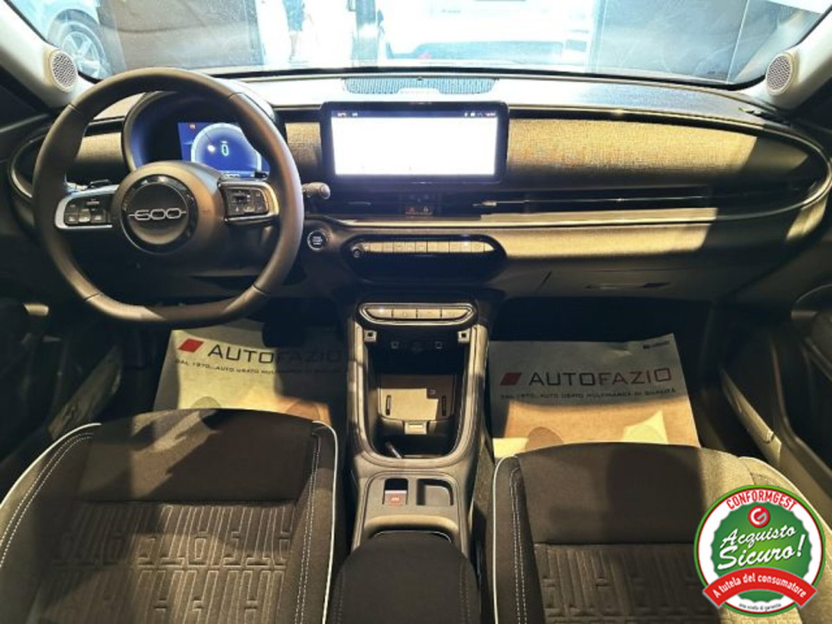 Fiat 600 1.2 hybrid Icon 110cv auto (4)