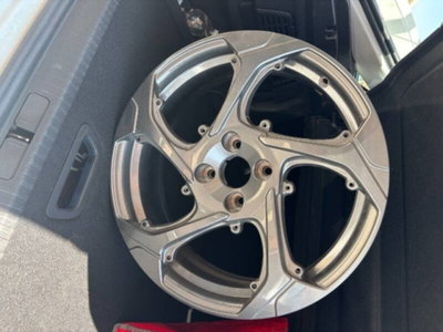 Citroen C4 PureTech 130 S&S Shine (16)